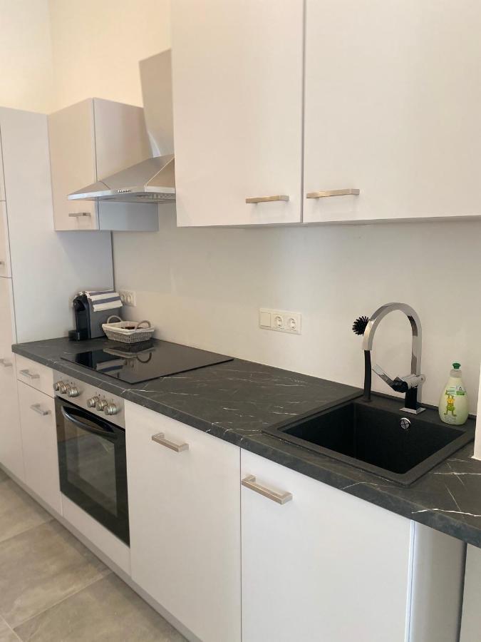 K City Apartments Wichtelgasse Виена Екстериор снимка